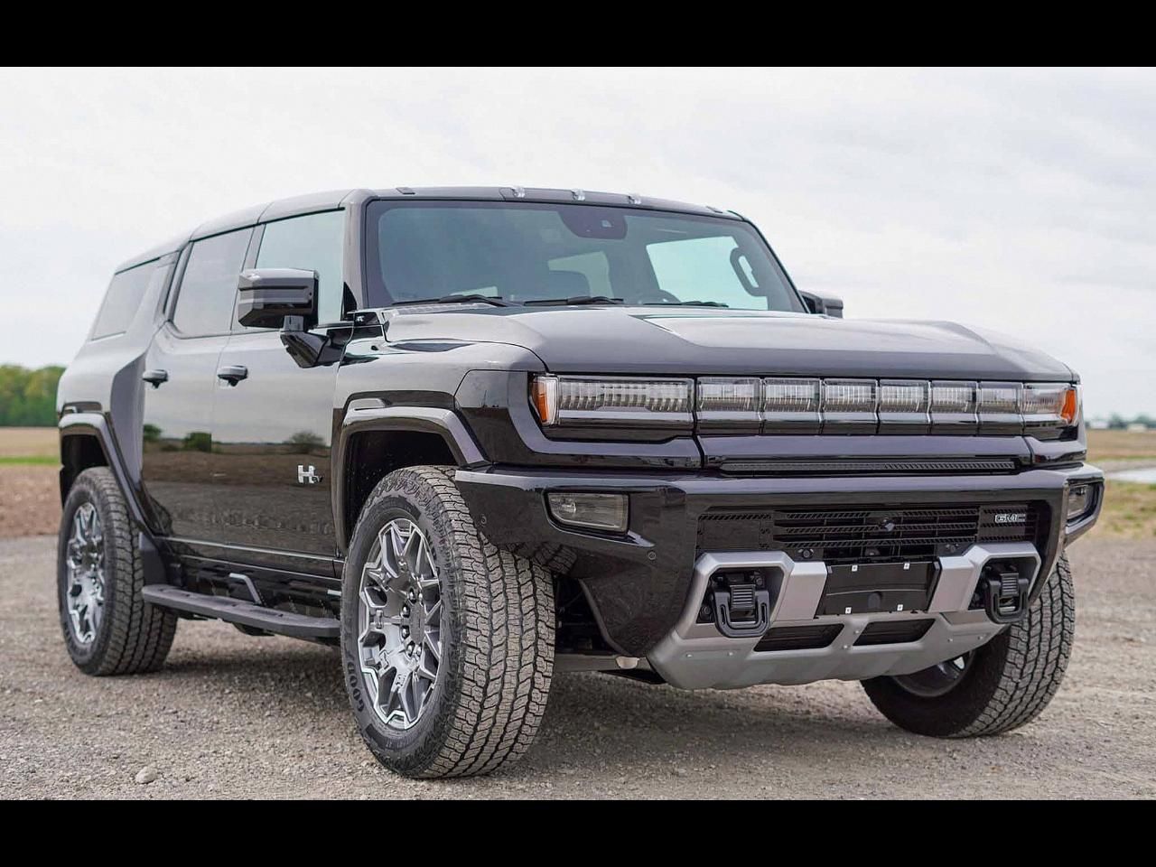 2024 GMC HUMMER EV SUV