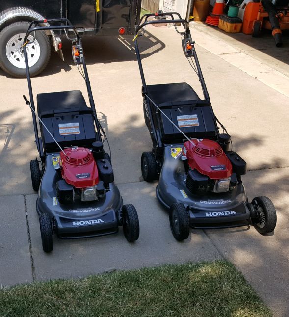 Honda HRC216HDA Commercial 21" Lawn mowers