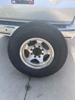 8 lug rims n tires ￼