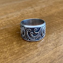 Suarti Balinese Intricate Handmade Sterling Silver Band Ring Size 8