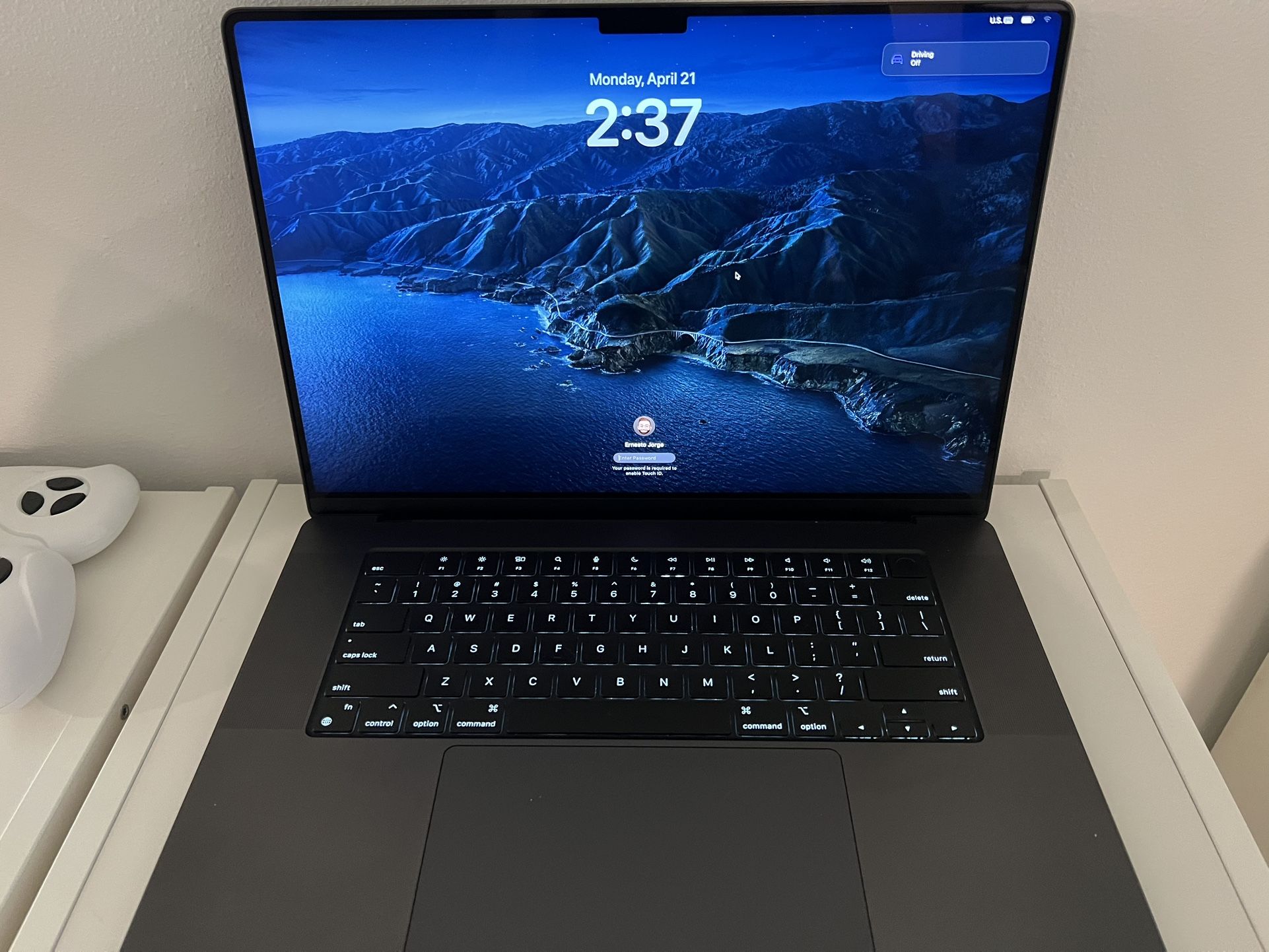 MacBook pro 16 Inch 2024 Model