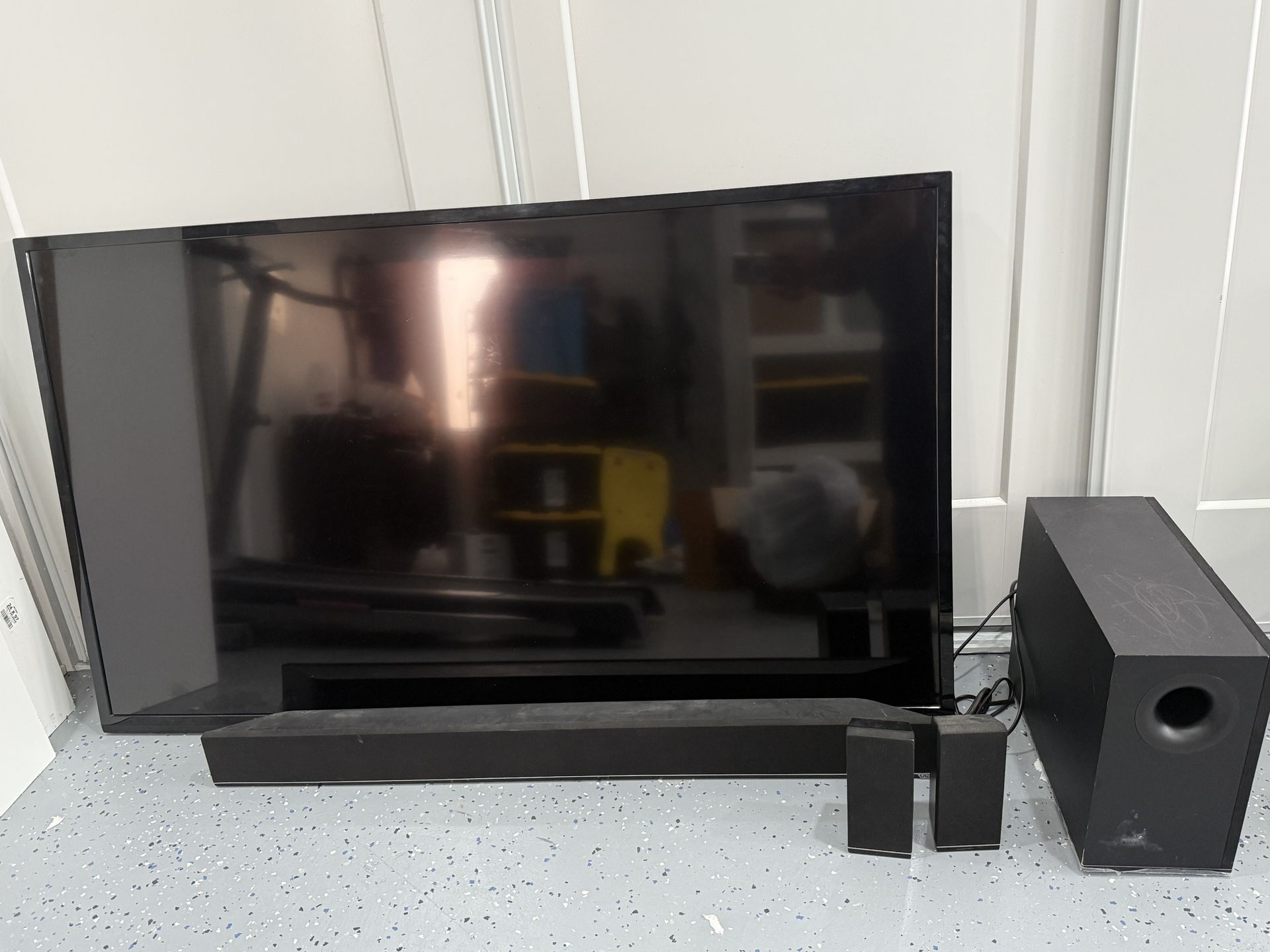 60” Vizio TV And Vizio 5.1 Speaker