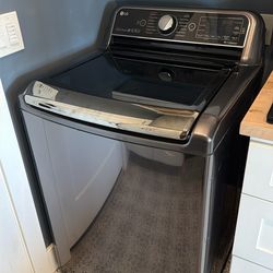 LG Washer and Gas Dryer $250