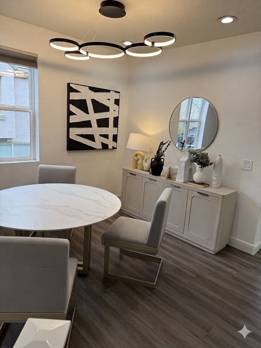 MODUS ROUND DINING ROOM TABLE