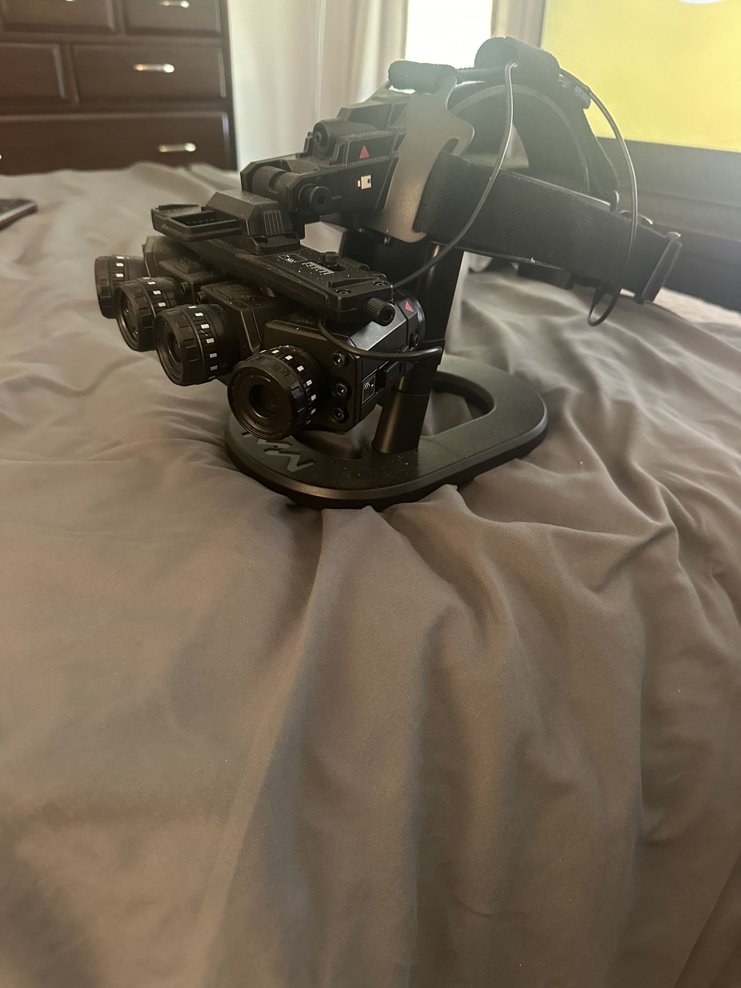 Call of Duty Modern Warfare Night Vision Goggles (Dark Edition)