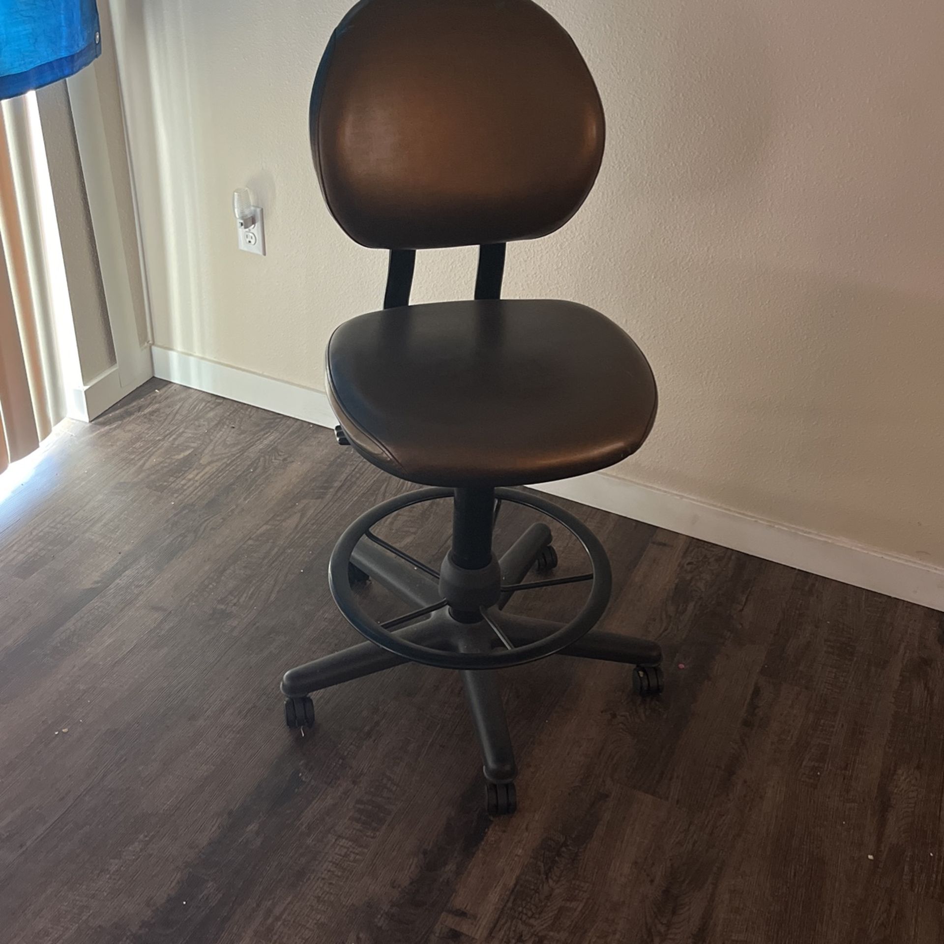 Computer/ Desk Chair 