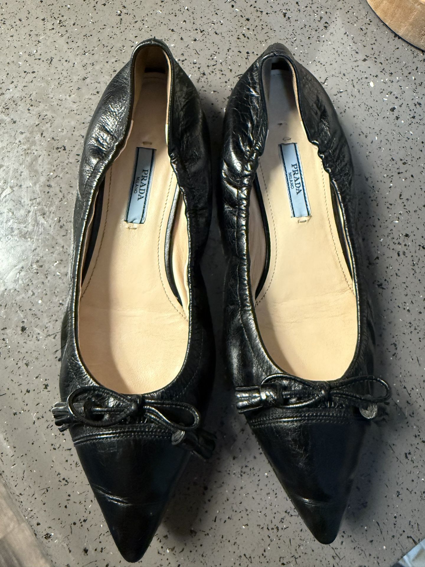 PRADA Milano Leather Bow Pointed toe ballerina flats
