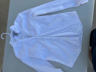 Size 4 (Womens H&M White Button Up)