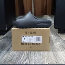 Adidas Yeezy Slide "Onyx"