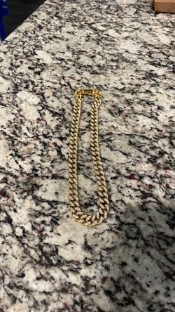 Gold Chain W/ Diamonds (Optional 49ers Keychain)