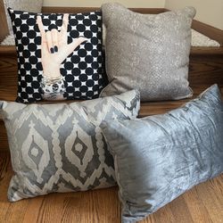 Assorted pillows