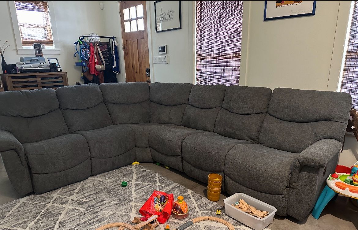 La-Z-Boy 7 Piece Recliner Sectional
