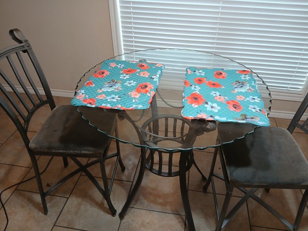 Round Glass Breakfast Table