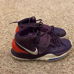 Kyrie Shoes Size 7.5