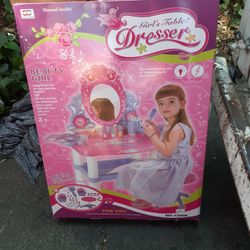 Toys Girl Table Dresser