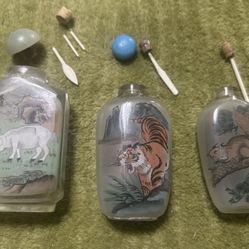 Vtg Glass Snuff Bottles Reverse Painted Chinese Tiger Pig & Squirrel Lot Of 3