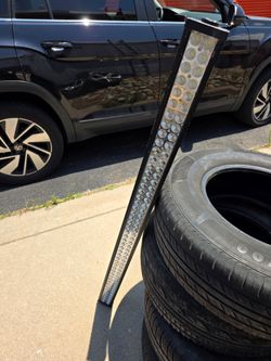 Long light for any car for putting on it. Working