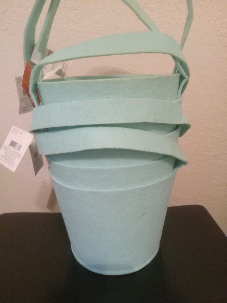 4 Baskets