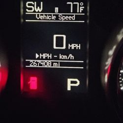 Jeep Grand Cherokee Laxredo  V6  Black In N Out 