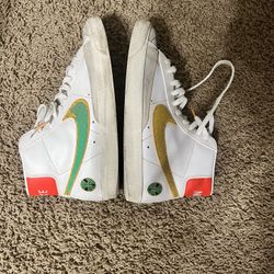 Nike Blazer Mid 77 RayGun