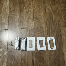 Bestten Single Pole Light Switch with Wallplate