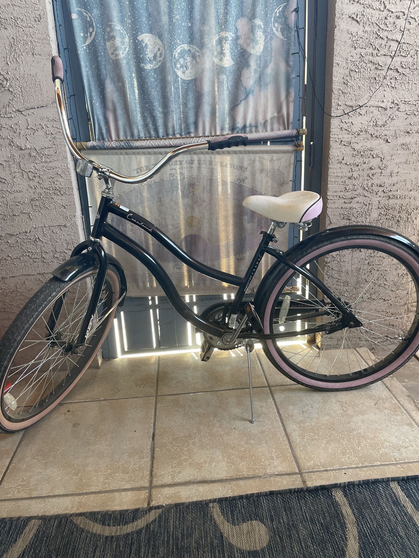 Woman’s HUFFY CRUISER