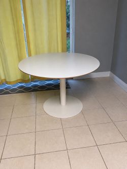 Dining room table