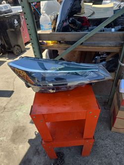 2021 2022 2023 2024 Nissan Kicks LED Headlight Right RH Passenger OE 26010-5R05A