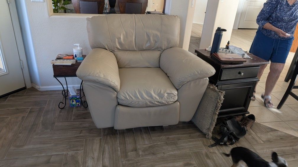 Chateau Leather Recliner