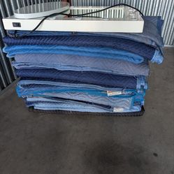 5 furniture pads
