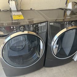 Kenmore Washer And Eletric  220  Dryer Set