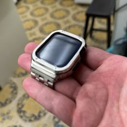 Apple Watch Series 8 45mm Aluminum GPS+ Cellular 