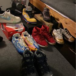 Sneaker lot 