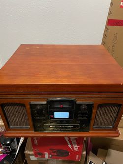 Crosley CR2405C-PA Director Multimedia Player