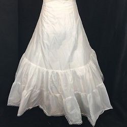 White 2-tier slip