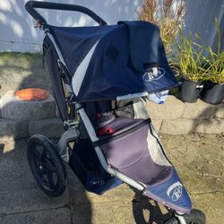 B.O.B revolution run/walk stroller 250 obo