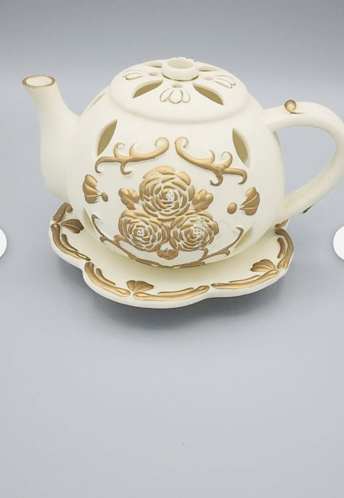Partylite Tea-Time Teapot Tealight Holder Ivory W/ Gold Roses
