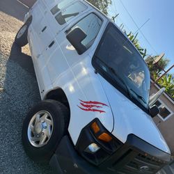 Ford E250 CNG NATURAL GAS