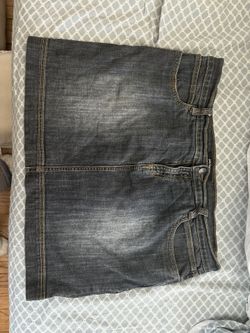Daisy Fuentes Denim Skirt