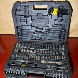 DeWalt Drive Polished Chrome Mechanics Tool Set (168-Piece) 