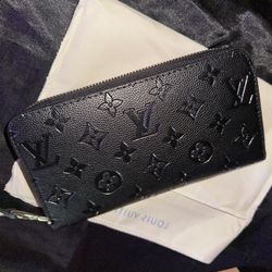 Black Wallet