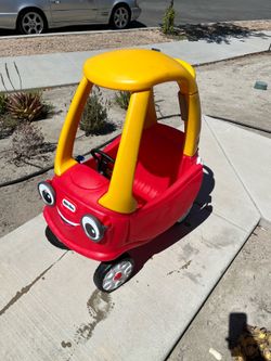 Cozy Coupe Kids Car