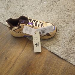 Adidas Bad Bunny Response 