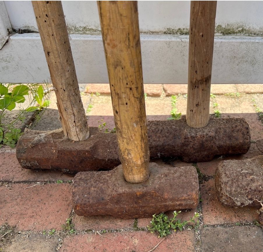 SLEDGE HAMMER WOOD HANDLE