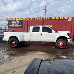 2007 Ford F-350 Super Duty  Parts Only !!!!!