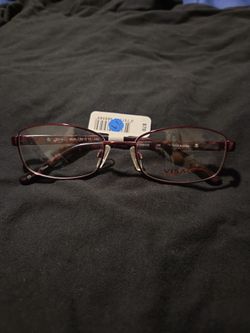 Womans eyeglasses ( non prescription) use frames