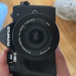 Olympus E-M10 Mark III With Lens 