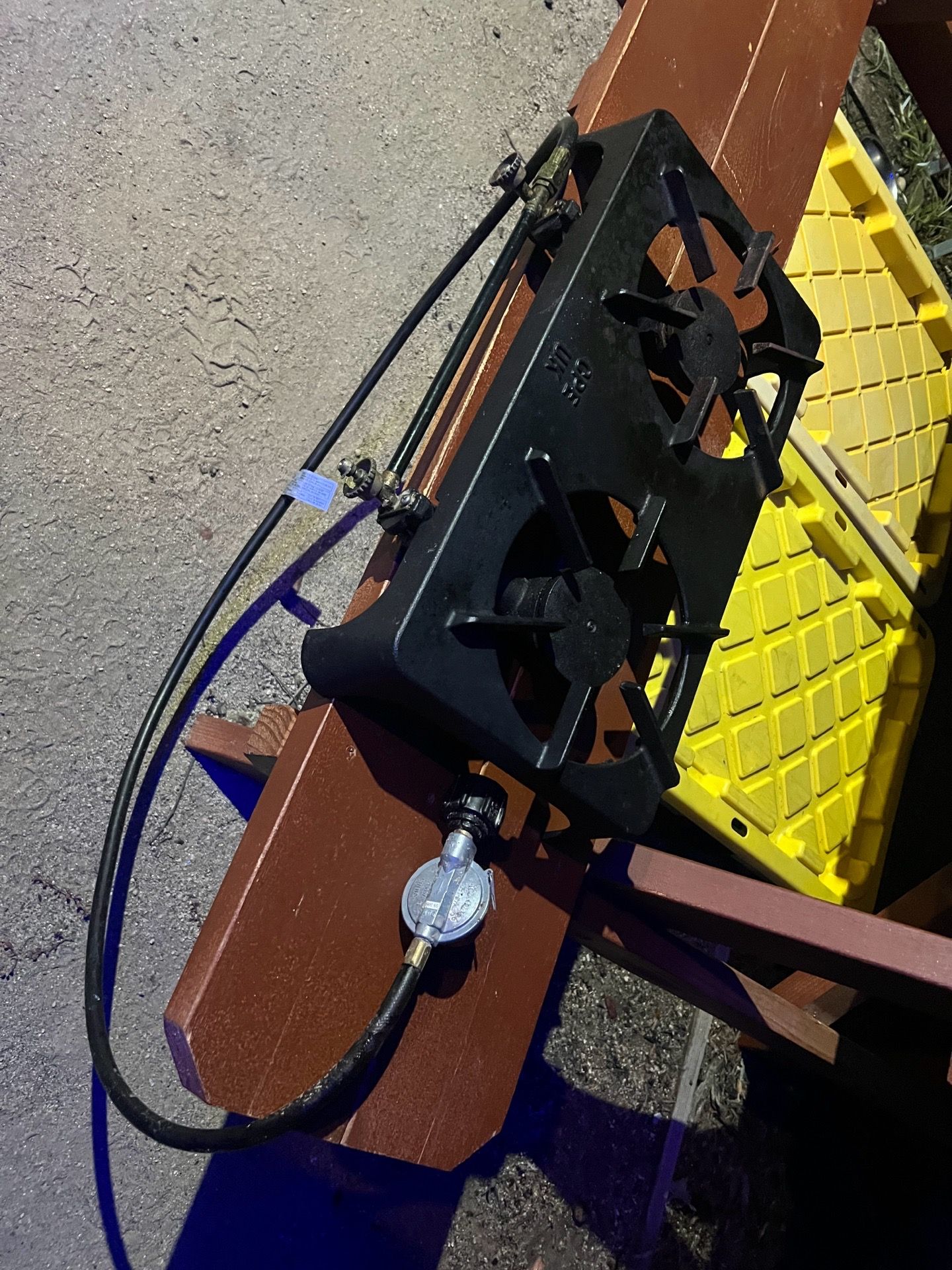 Cast iron propane burner stove