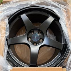 Set of 4 18” rims