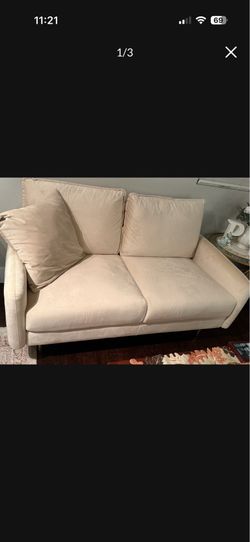 Sofa & loveseat